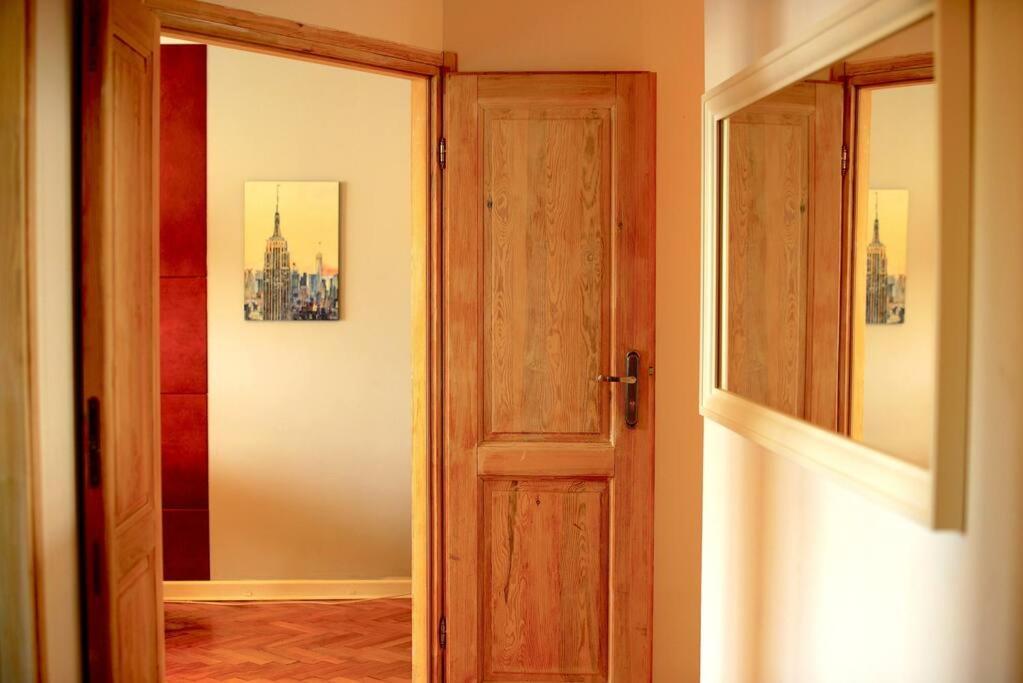 Apartment With National Stadion View, Free Parking Варшава Екстериор снимка